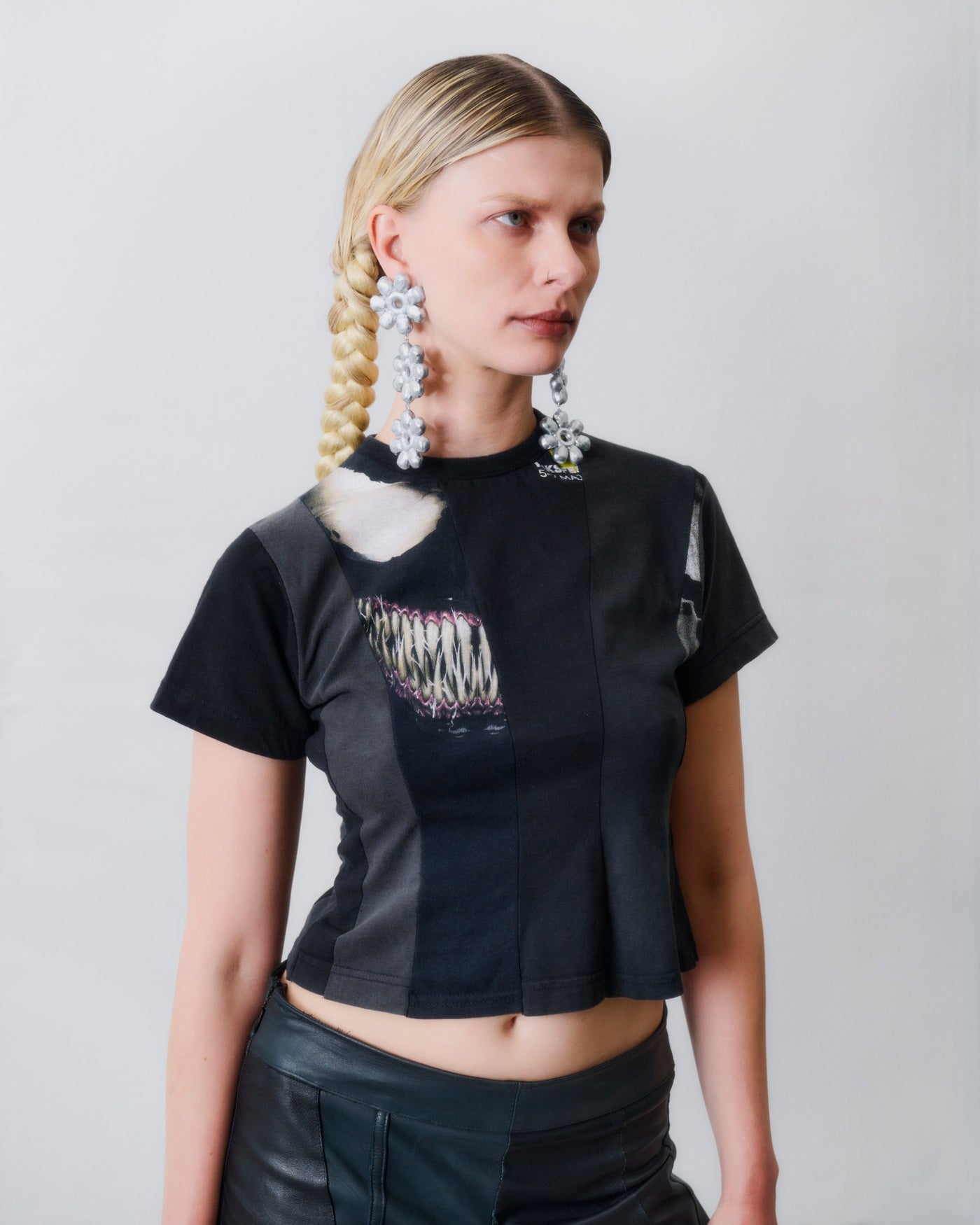 Shaped Strip T-Shirt M